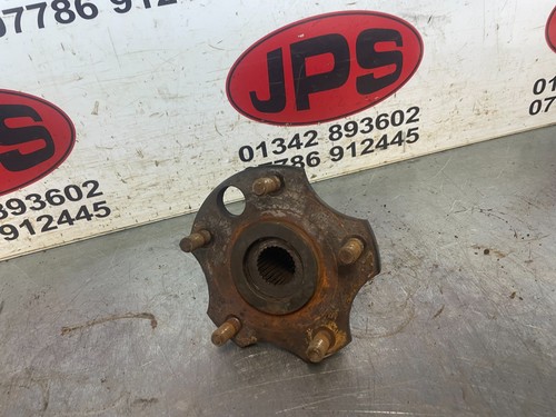 Front stud hub toro - stud,