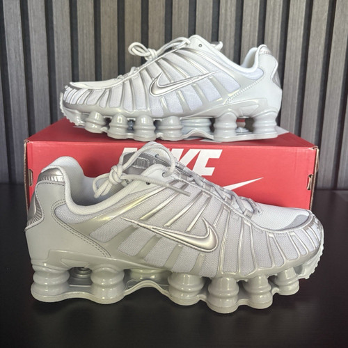 Nike shox women - women’s, silver
