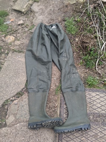 Ocean size hip waders - size,