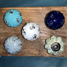 2 x Shabby chic cupboard door knobs handles drawer pulls. ceramic knobs. 4cm