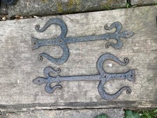 1 pair CAST IRON FLEUR DE LYS