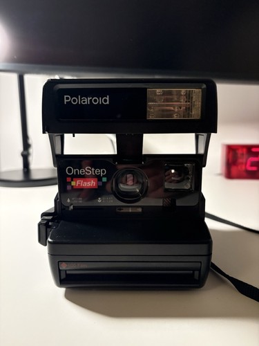 Vintage polaroid onestep flash - polaroid,