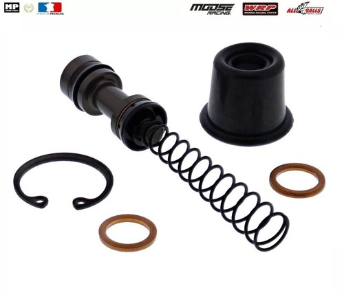 Rear brake master cylinder