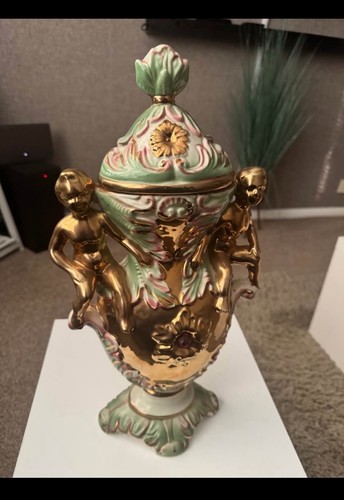 Vintage capodimonte style - capodimonte,