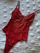 Vera And Lucy Red Lace