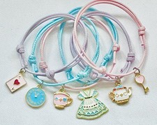 6 ALICE IN WONDERLAND