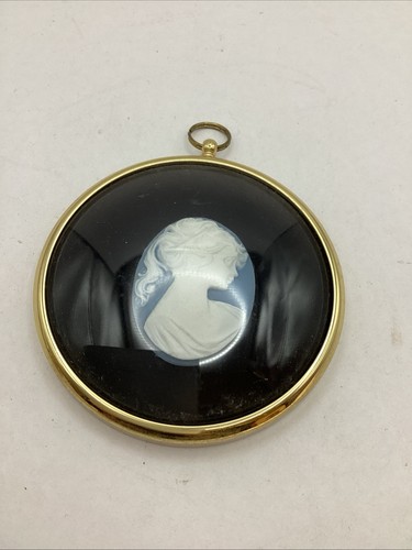 Pony tailed girl cameo from - cameo,