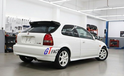 Carbon type style rear roof - style,