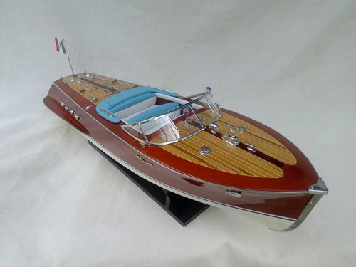 Speed boat tritone 26 - r., 26"