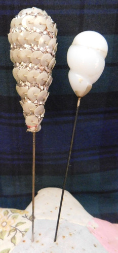 Lovely antique hat pins - x, 2