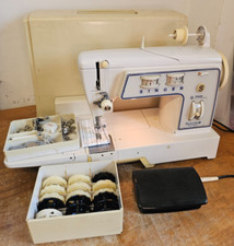 Singer 720 Touch & Sew Sewing
