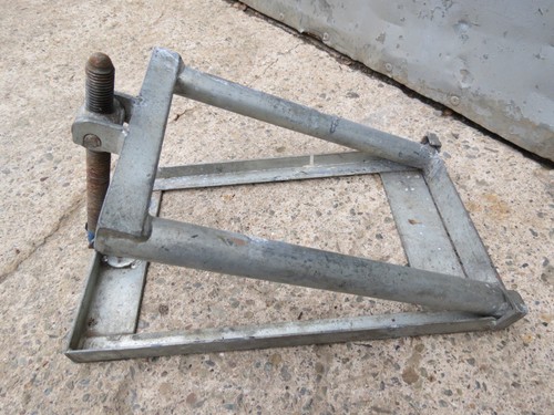 Caravan leveller dixon bate - dixon,