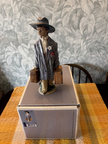 Lladro figurine 2389 time - lladro,