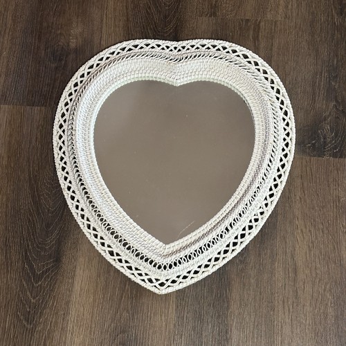 Vtg open weave heart - open,