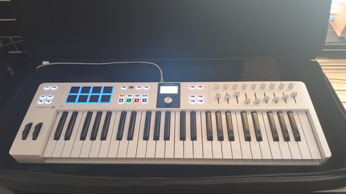 Arturia keylab essential mk3 - arturia,