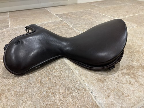 Wow saddle seat shallow - 18”,