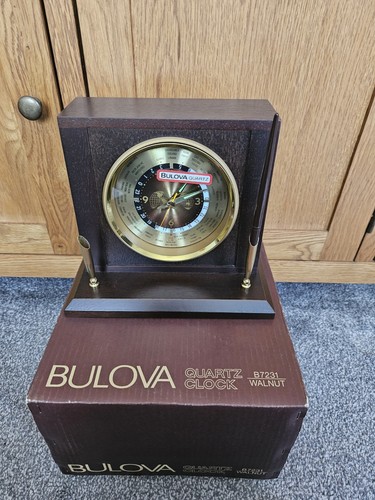 Vintage bulova wooden world - bulova,