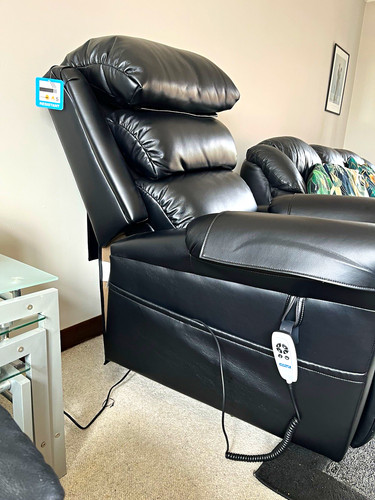 Aidapt walmesley dual motor - aidapt,