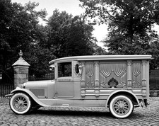 1924 Vintage LINCOLN FUNERAL