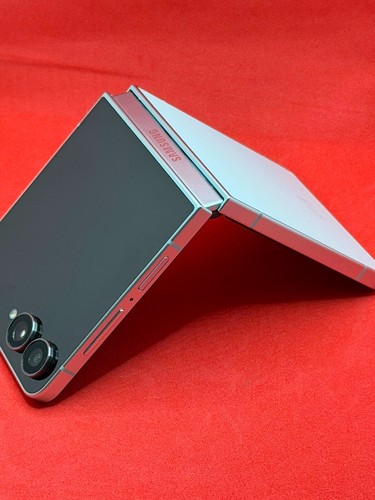 Samsung galaxy flip 512gb - 7,