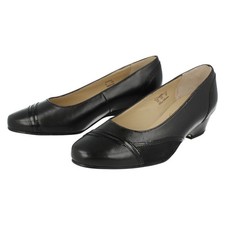 Ladies Ex-display Equity Black Leather Court Shoes :Pearl UK2 EE