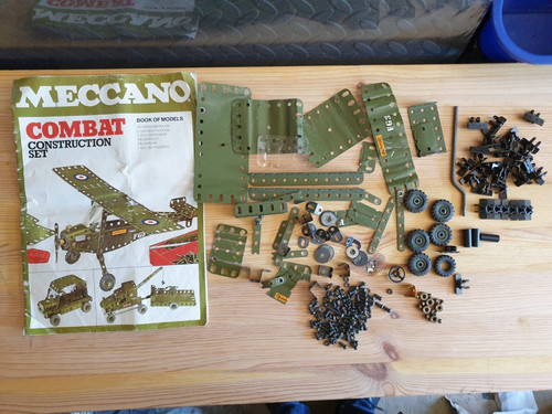 Meccano combat construction - meccano,