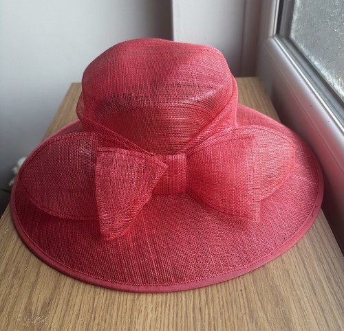 Pink coral wide brim - brim, sinamay