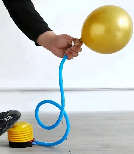 Portable balloon foot air - balloon, pump