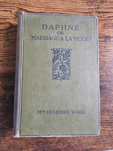 Daphne marriage la mode - à,