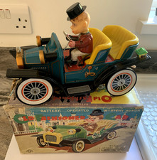 ZC93:  TN TOYS Vtge OLD