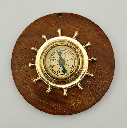 Vintage small ships wheel - vintage,