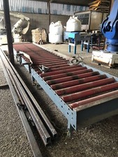 Pallet Track For Robot Arm 