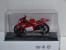 1:24 Scale 2001 Max Biaggi Yamaha YZR500  Motorbike