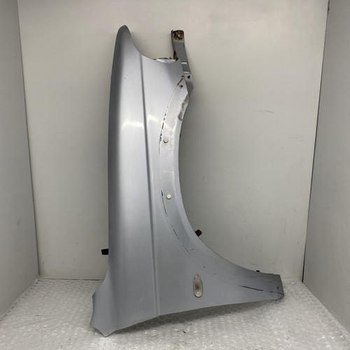 Right front wing - front, see