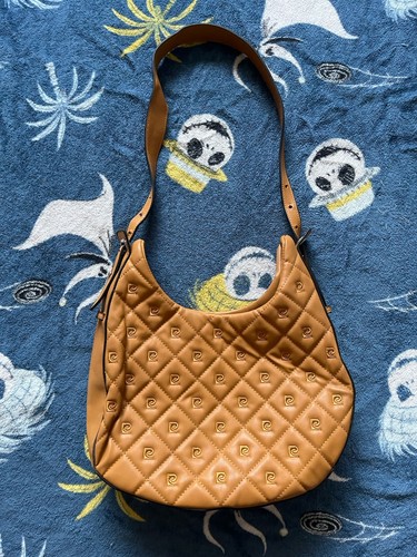 Pierre cardin wave monogram - wave,