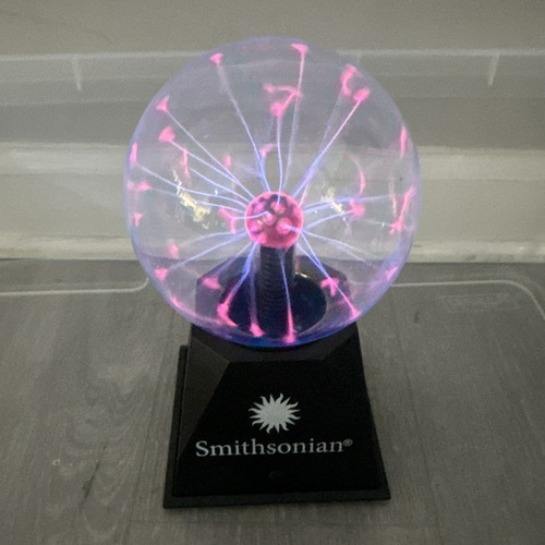 Smithsonian plasma ball - ball, touch