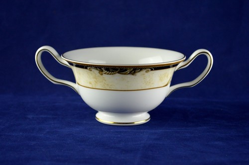 Wedgwood cornucopia twin - cornucopia,