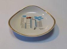 Rare 1960's Wade Pin / Trinket