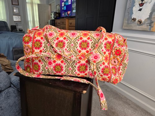 Large vera bradley duffel - large,
