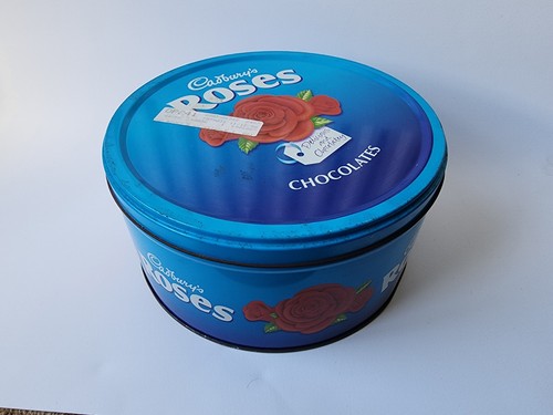 Cadbury roses chocolate sweets - cadbury,