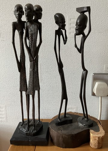 Pair african figures - pair, x