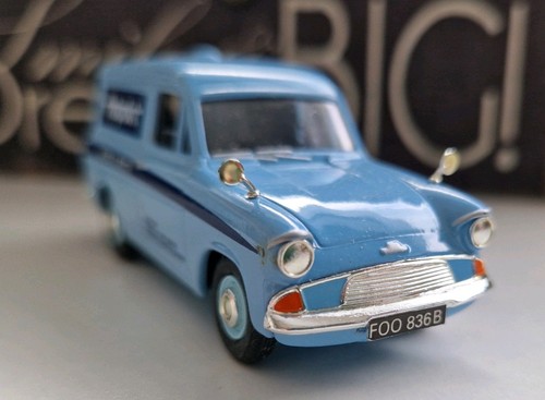 Vanguards va4002 ford anglia - vanguards,