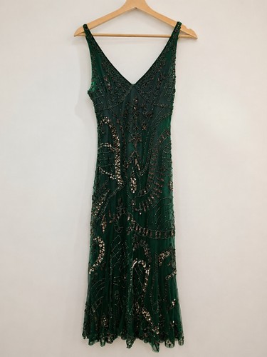 Deep emerald green beaded - deep,