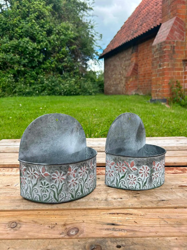 Set two floral galvanised - of,