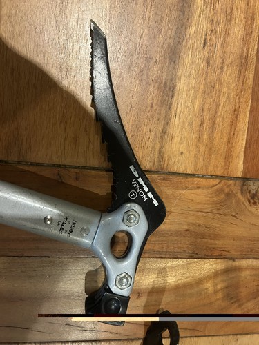 Ice axes climbing axe - axes,