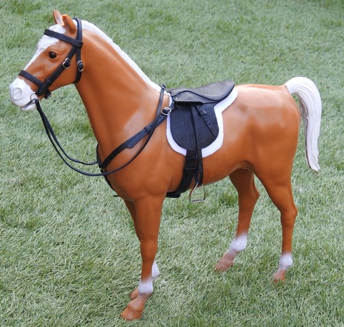 Handmade leather saddle - 1:6,