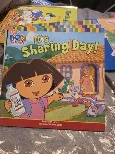 Dora the explorer books - 3,