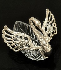 Striking & Extra Large