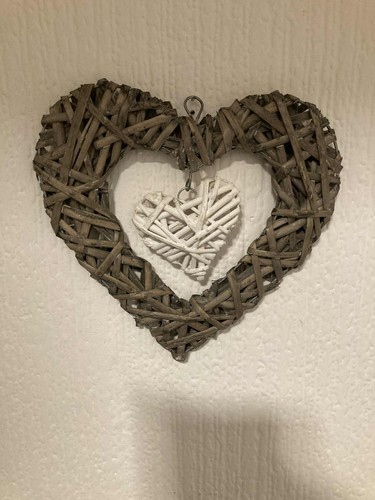 Large wall hanging shabby chic - wall,