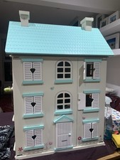 wood dolls house for sylvanian